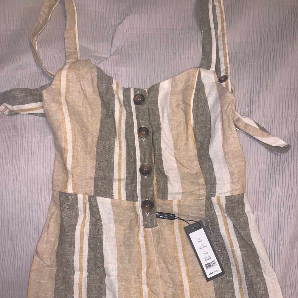 Romeo & Juliet Couture Olive Beige Linen Romper